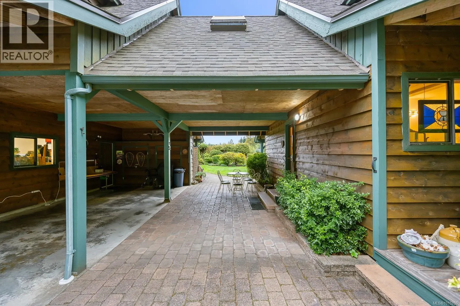 9386 Martin Park Dr