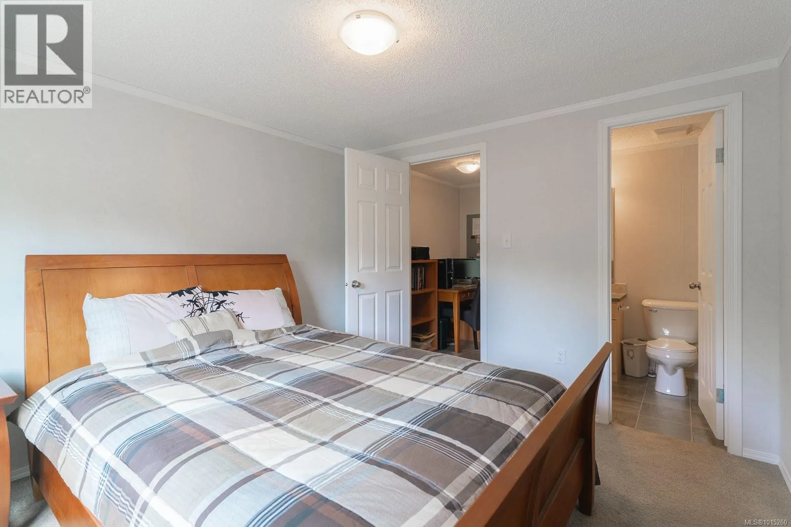 B 10860 Chemainus Rd