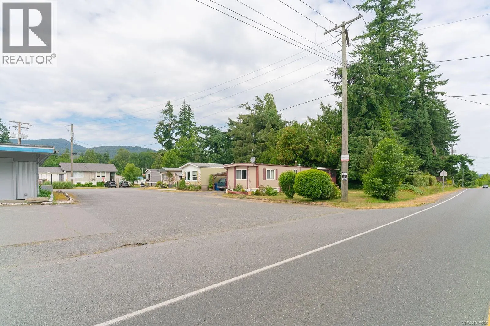 B 10860 Chemainus Rd