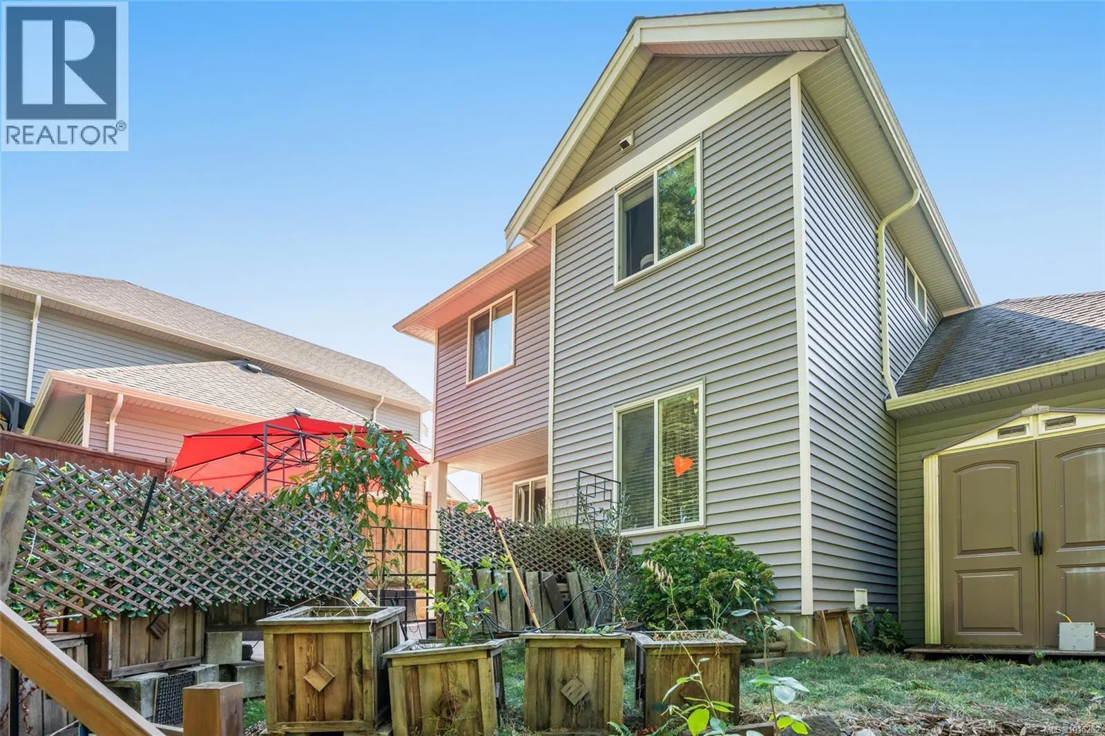 1104 Timberwood Dr