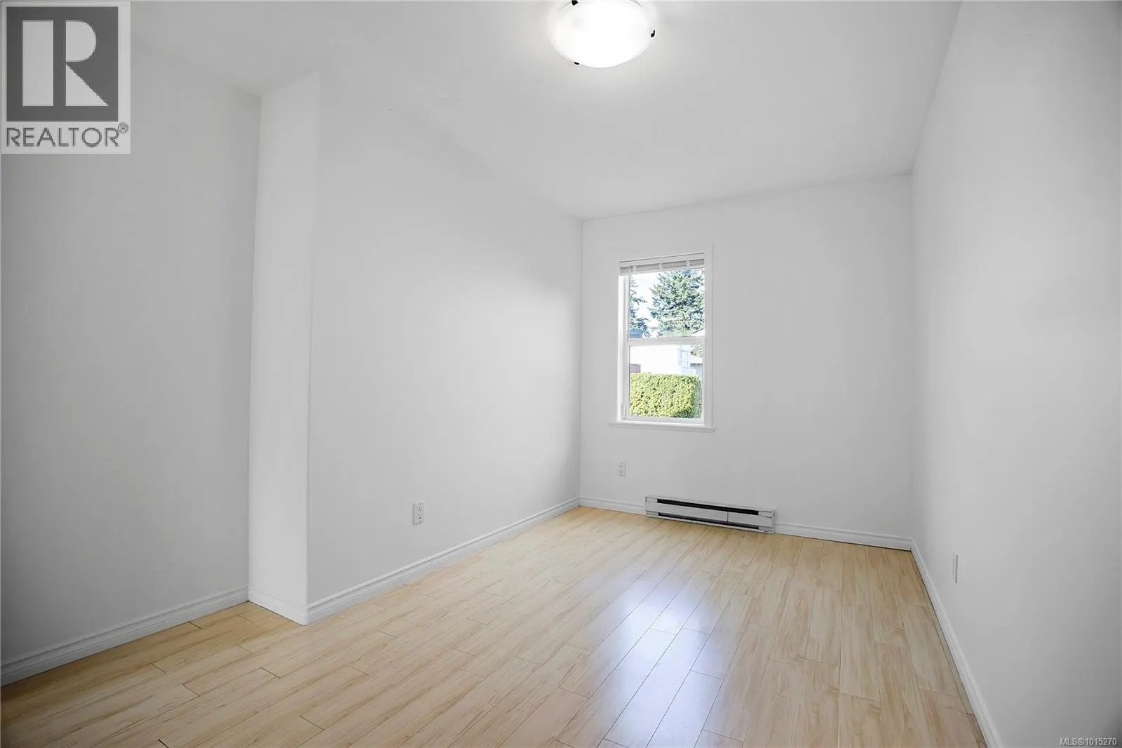 1090 St. David Cres
