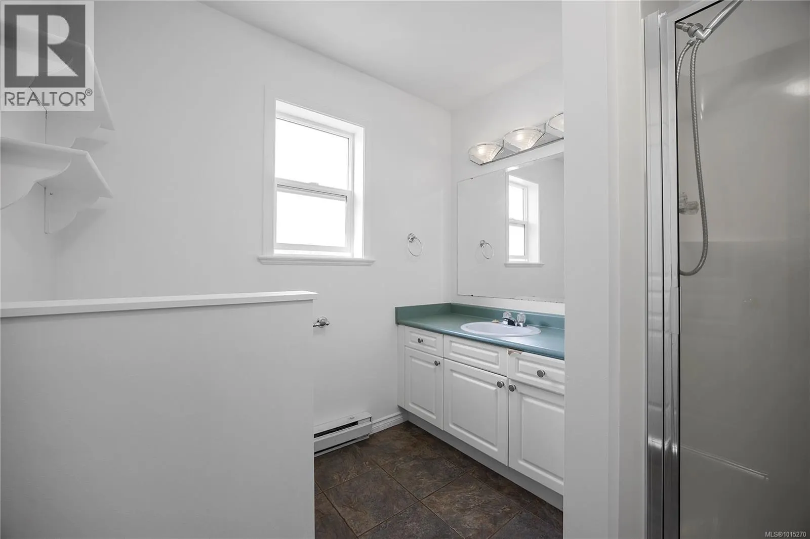 1090 St. David Cres
