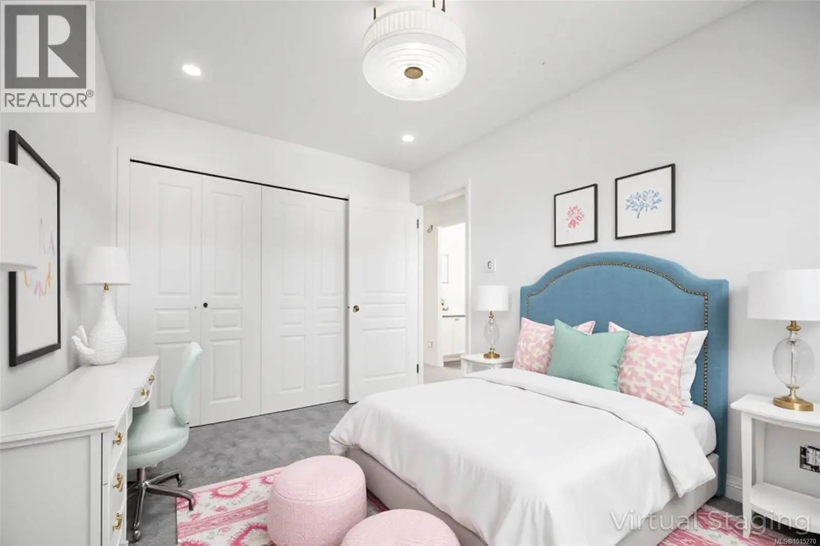 1090 St. David Cres
