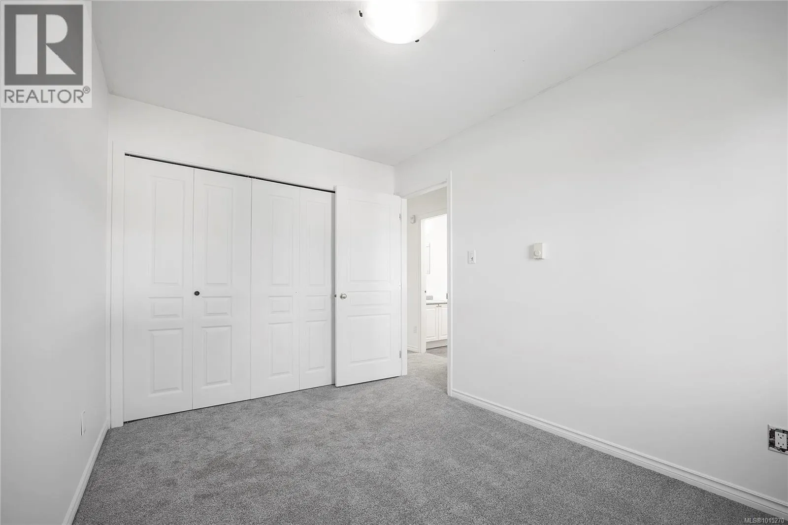 1090 St. David Cres