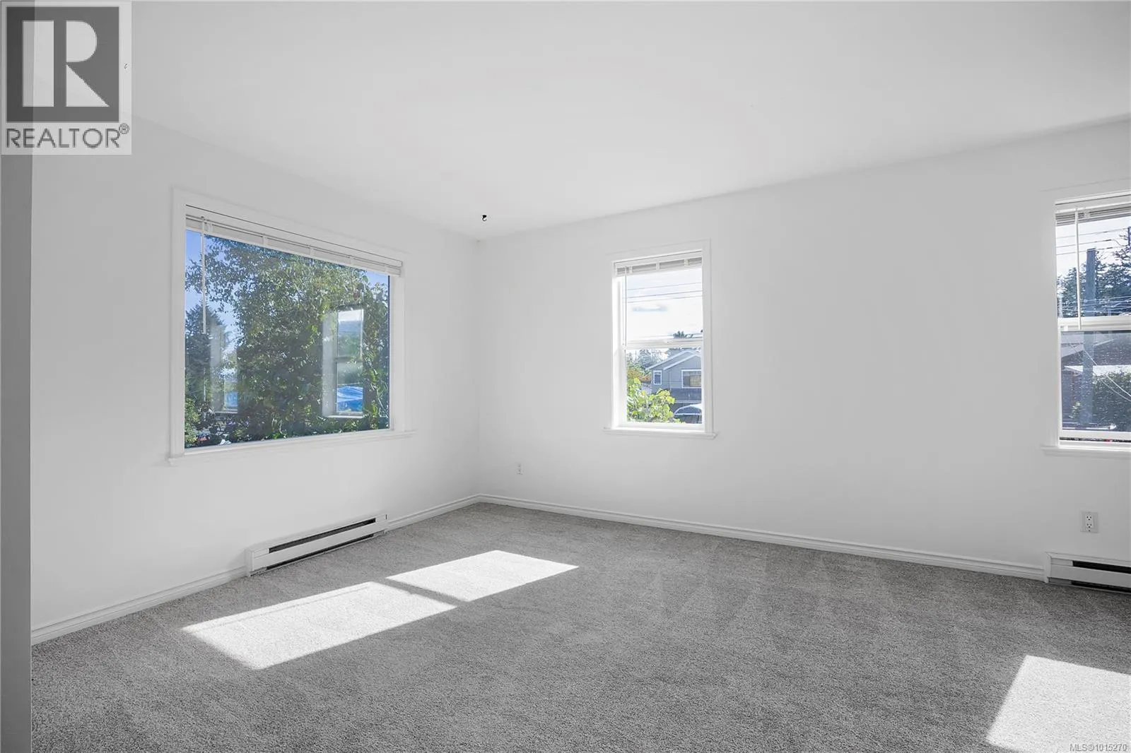 1090 St. David Cres