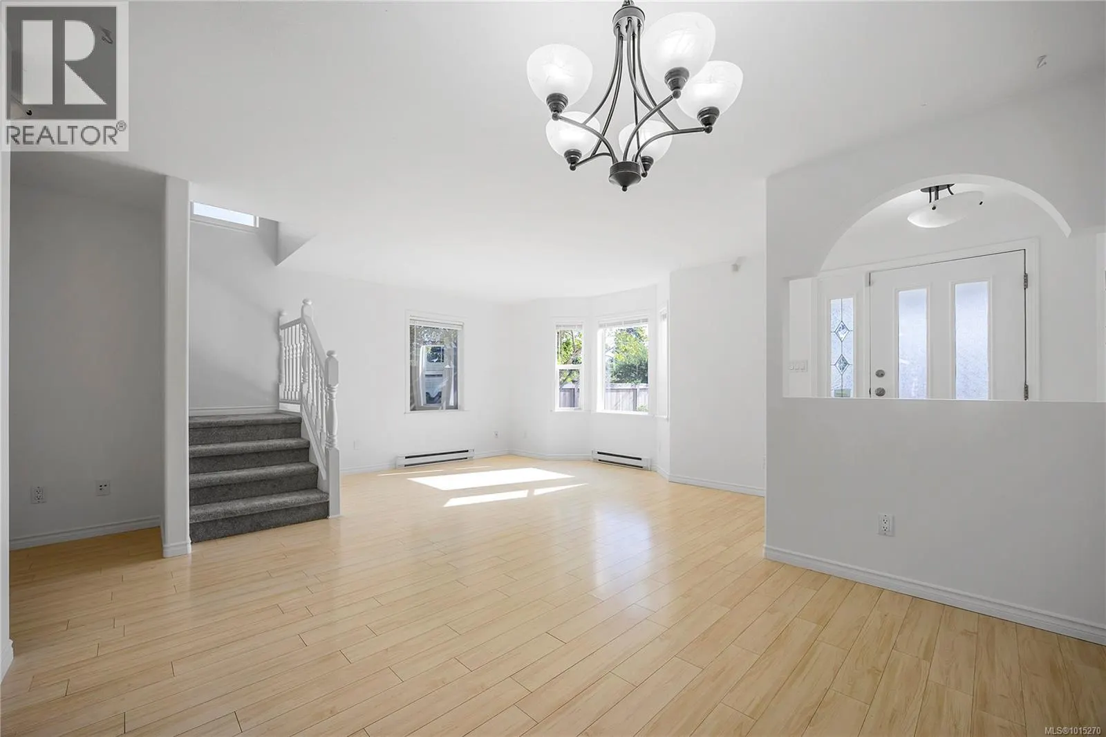 1090 St. David Cres