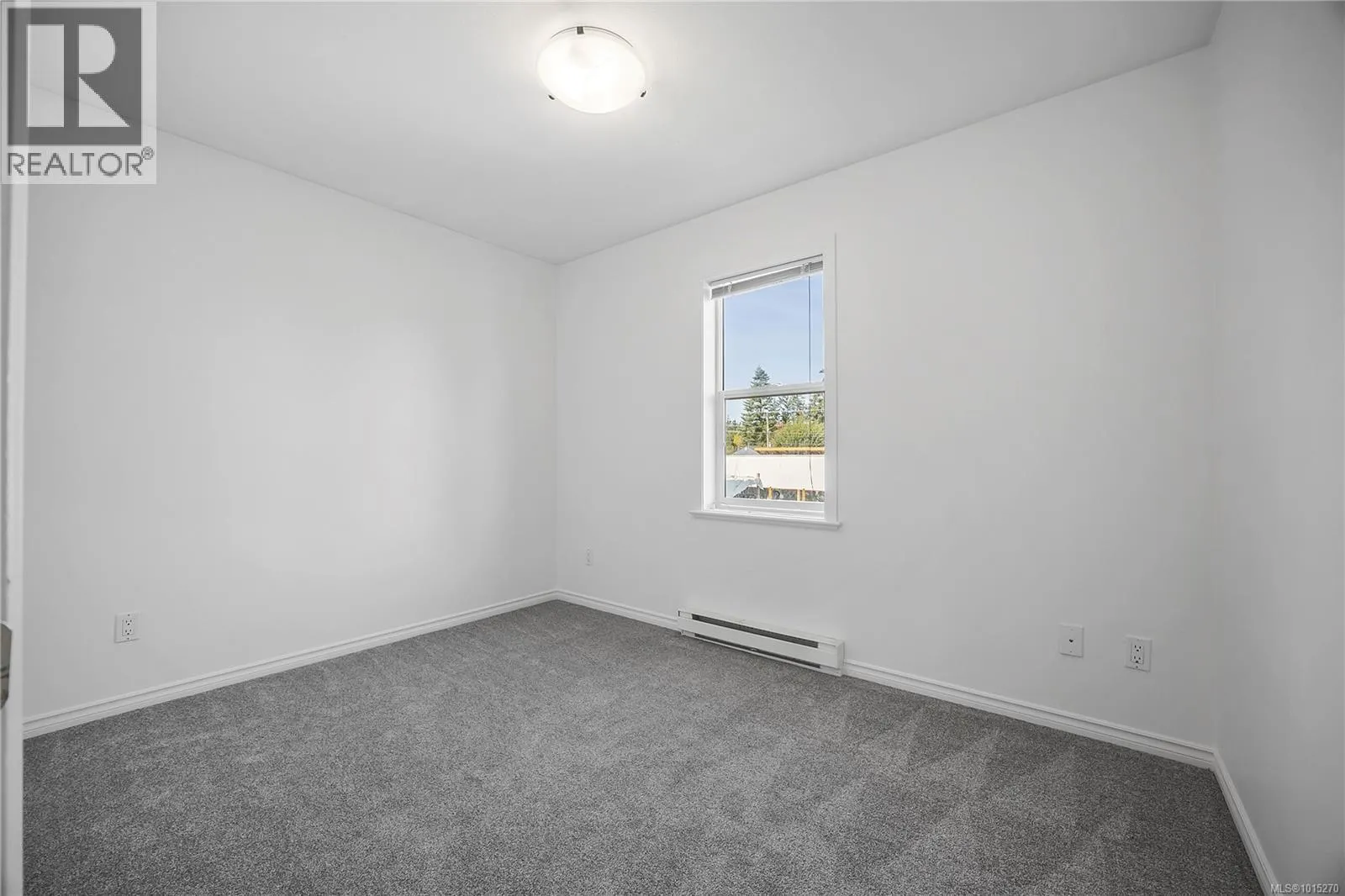 1090 St. David Cres