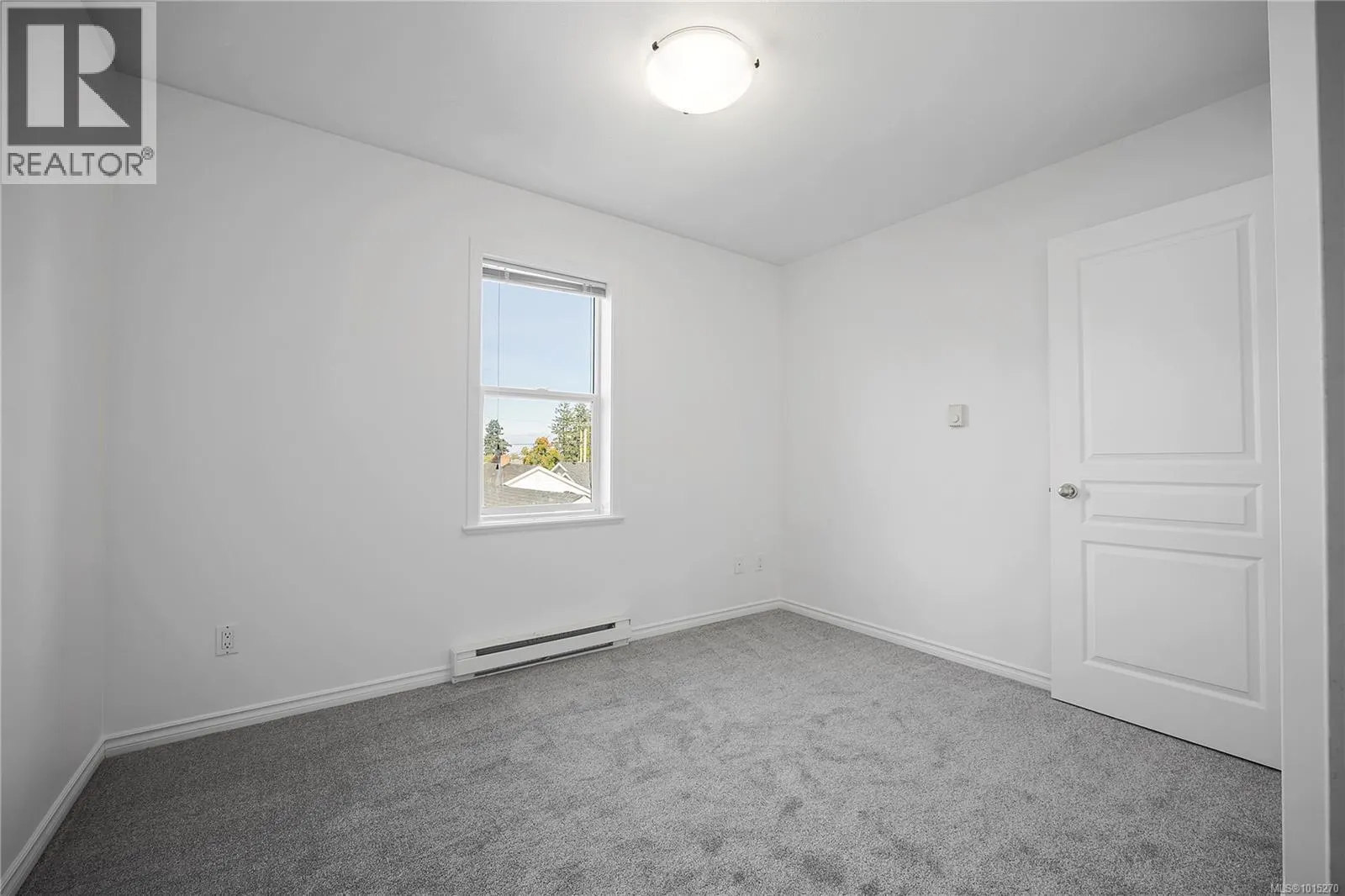 1090 St. David Cres