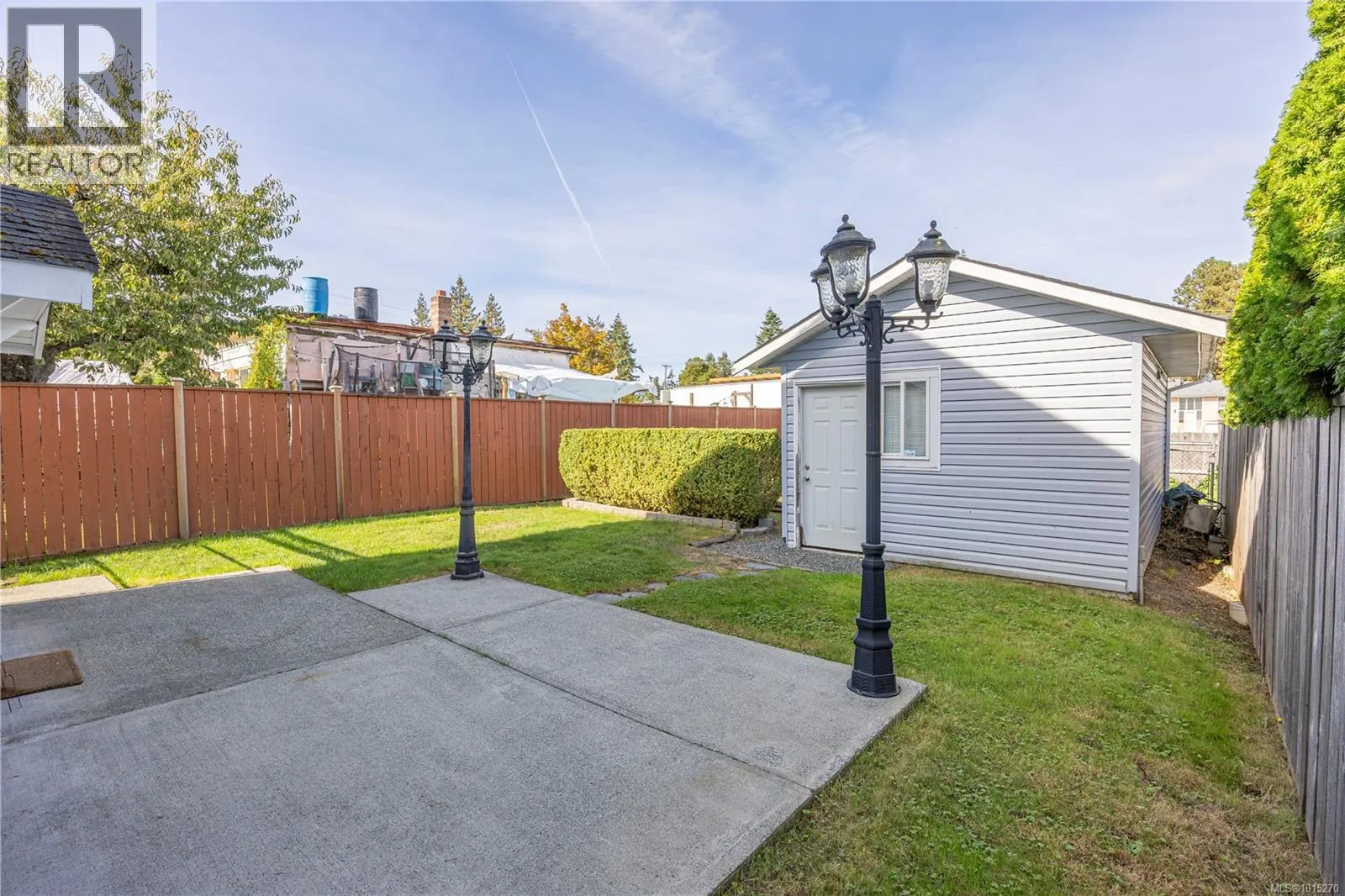 1090 St. David Cres