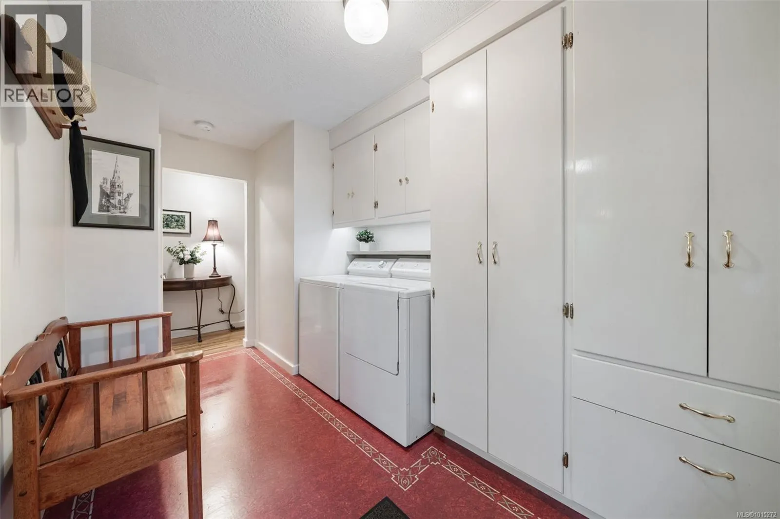 2295 King Rd