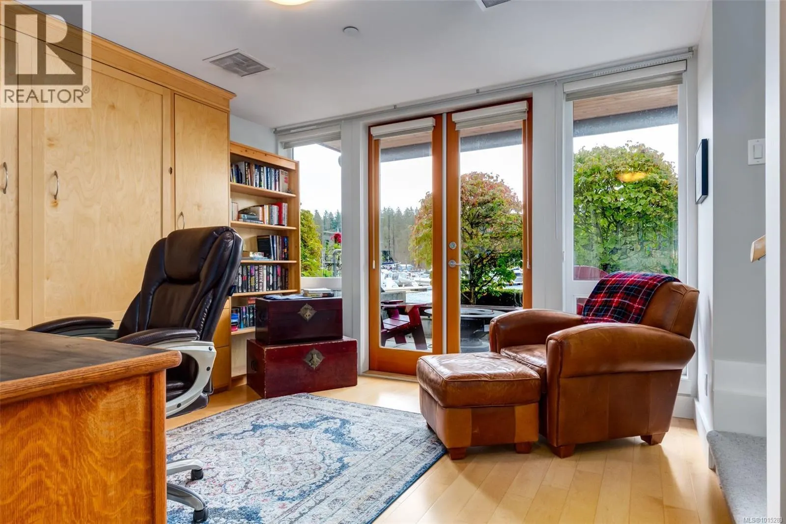 31 Cypress St
