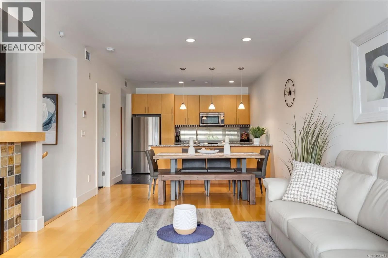 31 Cypress St