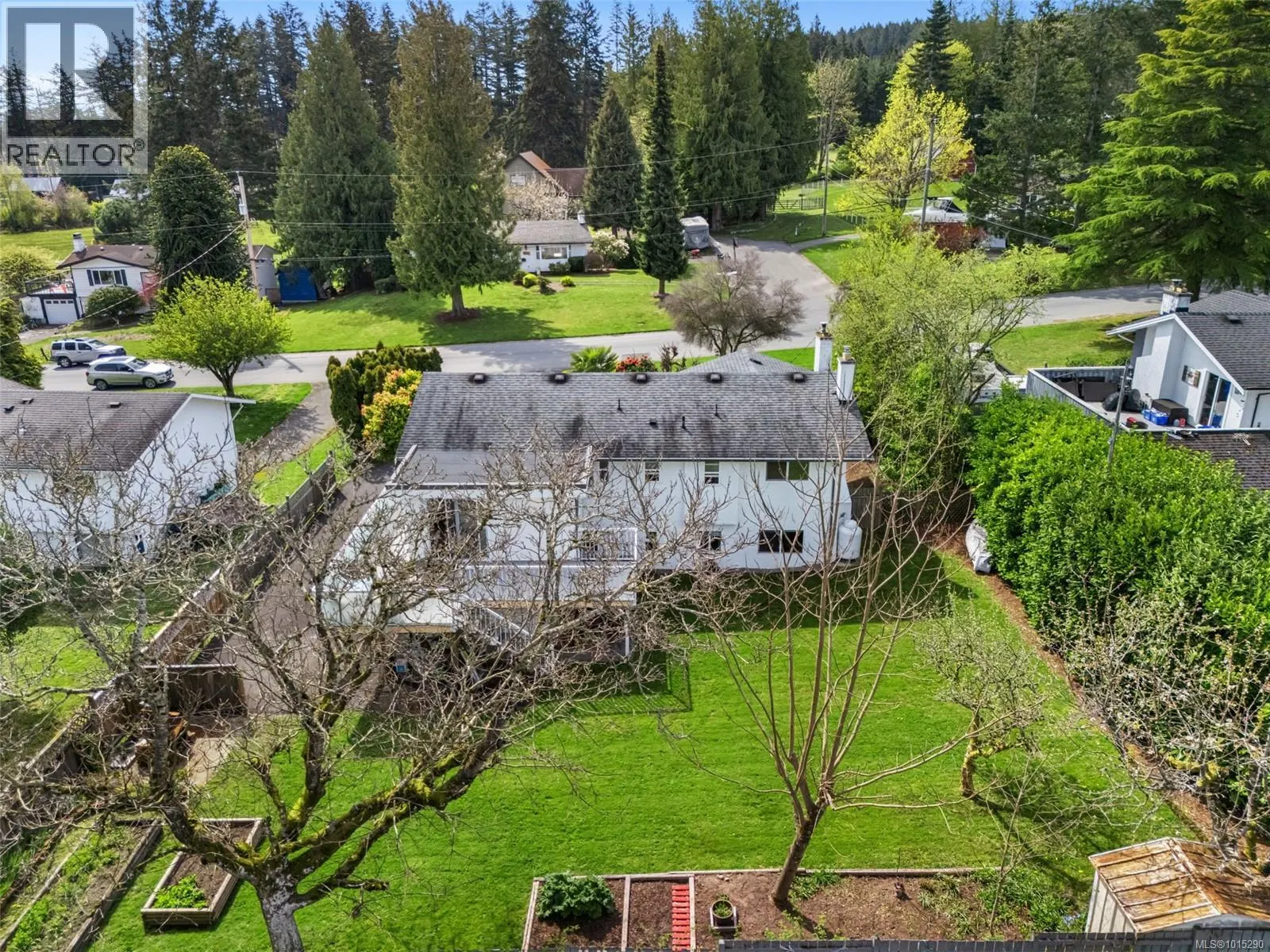 2498 Meadowland Dr