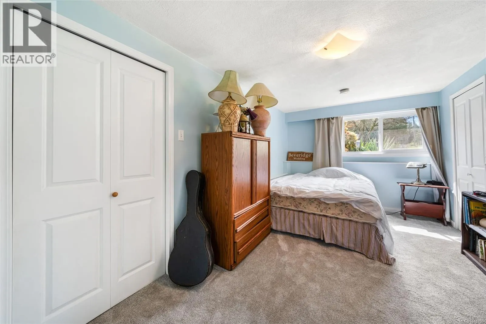 2498 Meadowland Dr