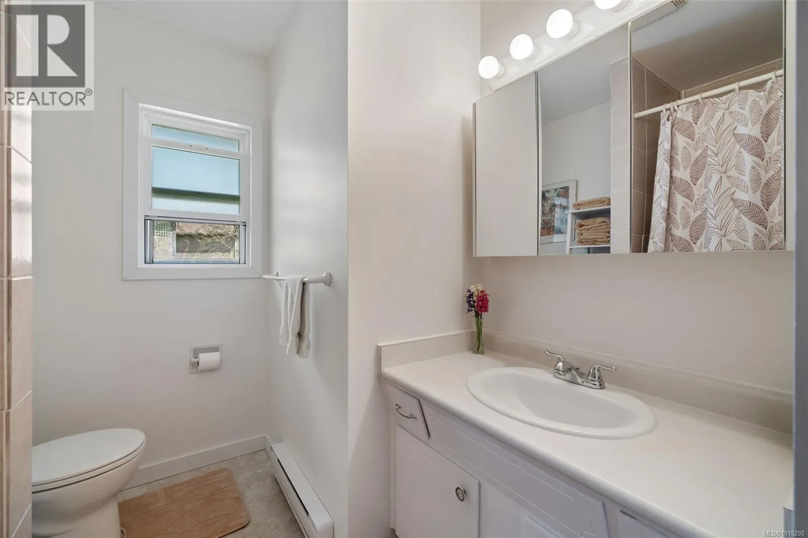 2498 Meadowland Dr