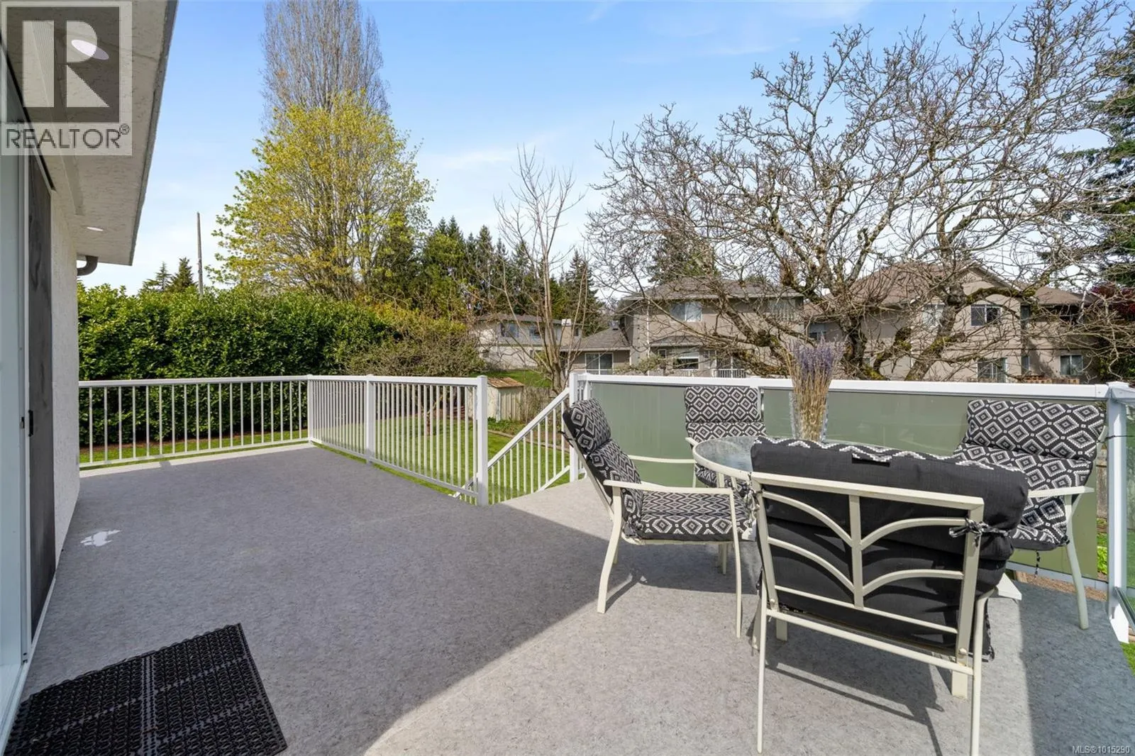 2498 Meadowland Dr