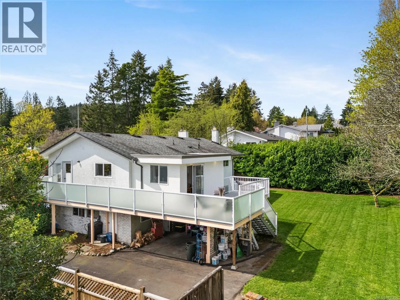 2498 Meadowland Dr
