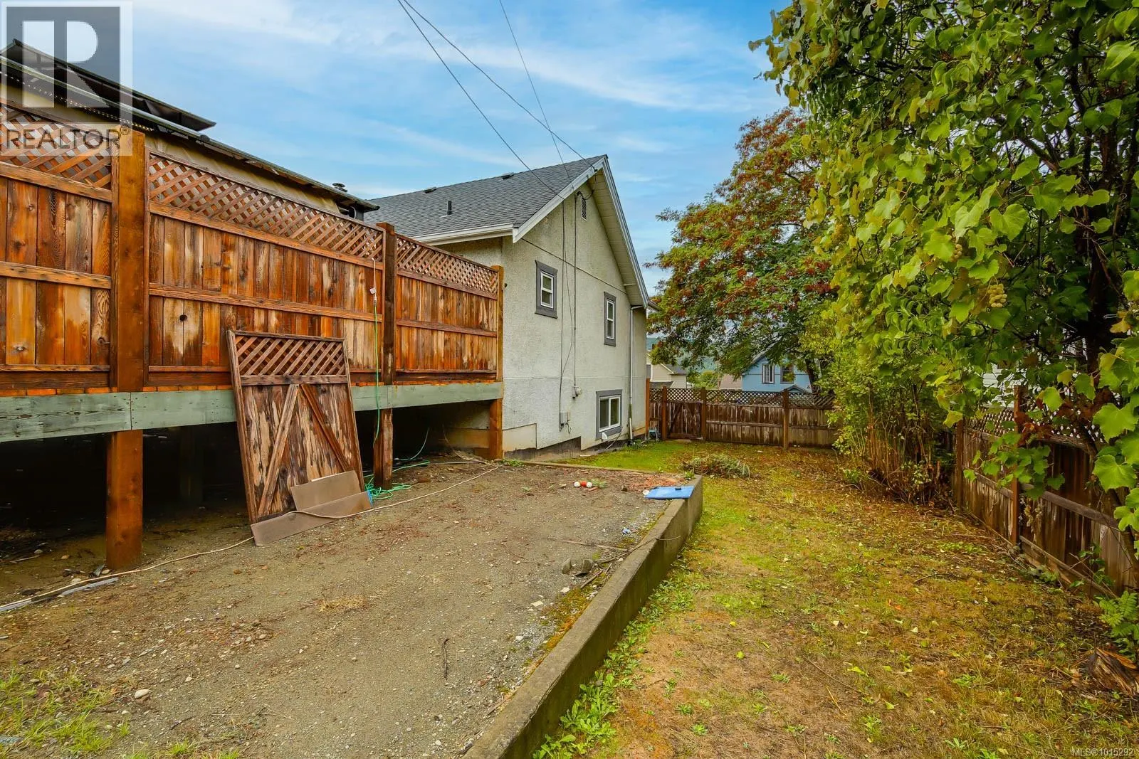 3357 6th Ave