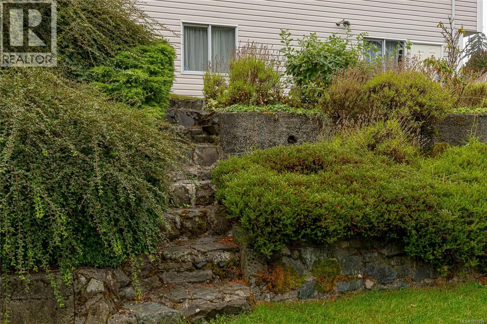 2389 Westhill Pl