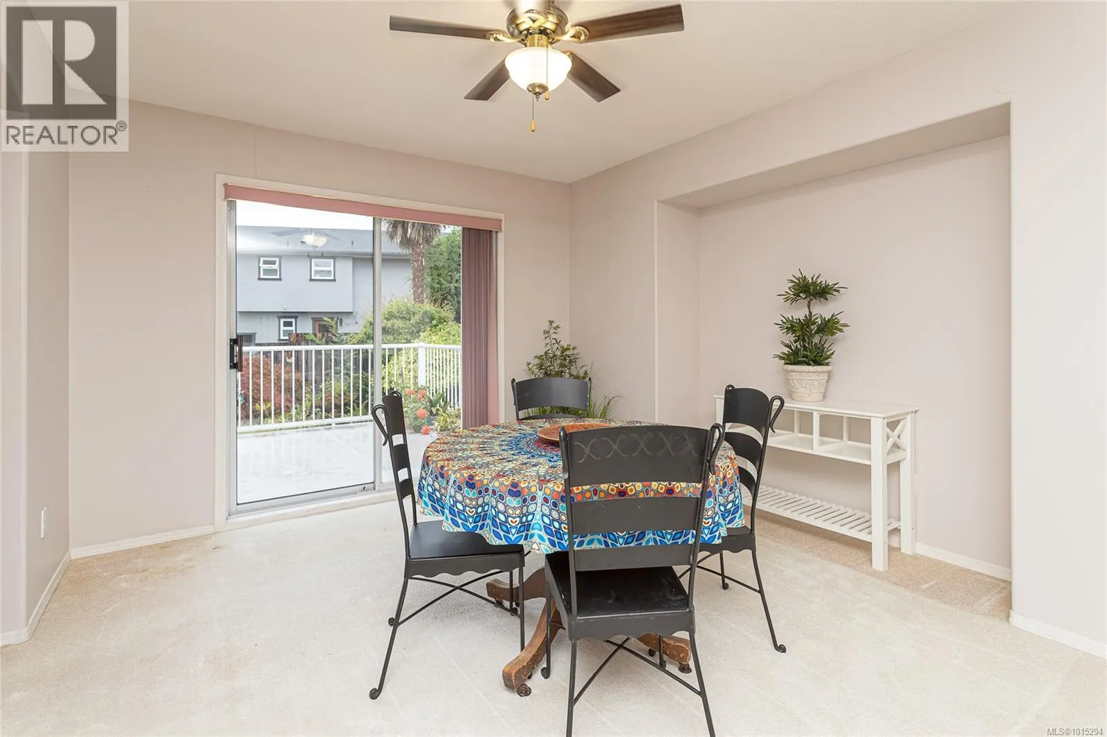 2389 Westhill Pl