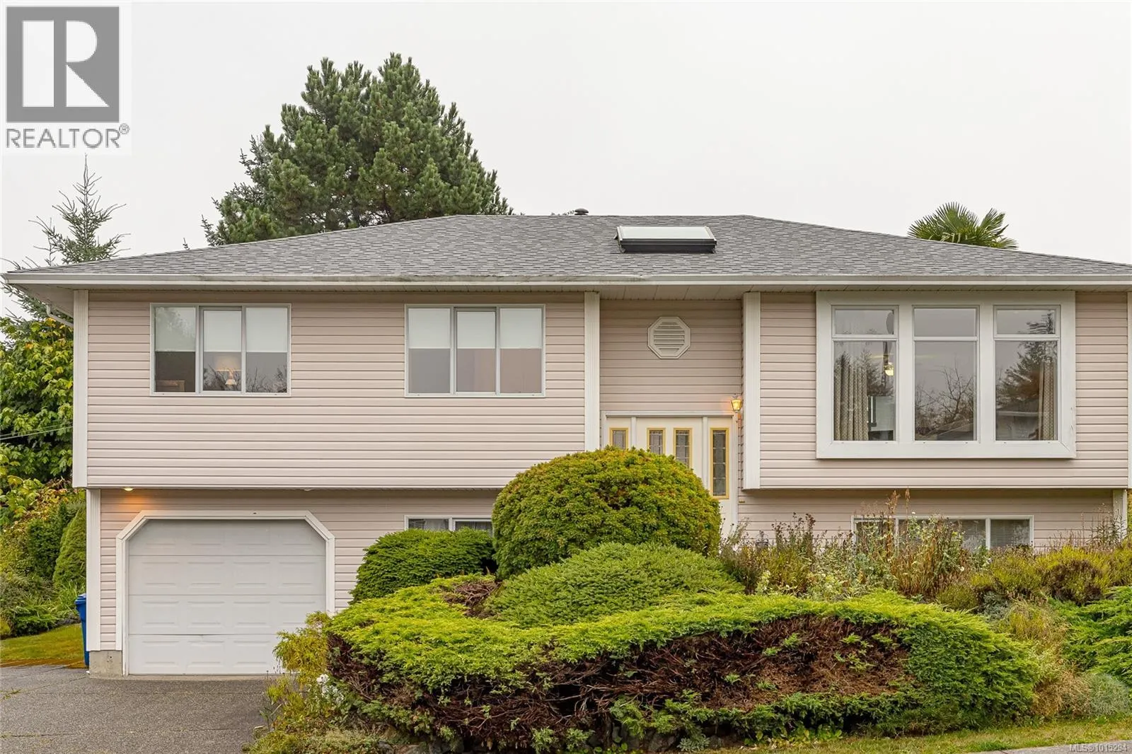 2389 Westhill Pl