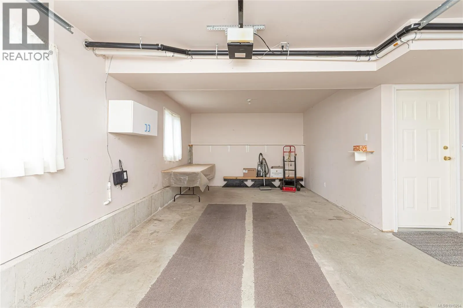 2389 Westhill Pl