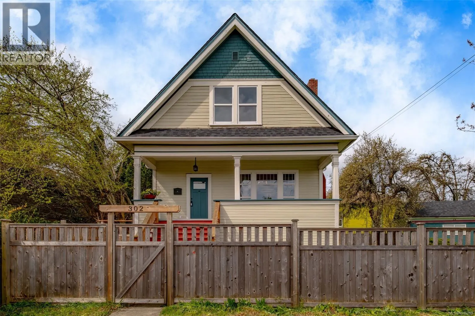 302 Victoria Rd