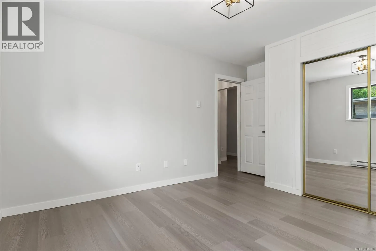217 Larwood Rd