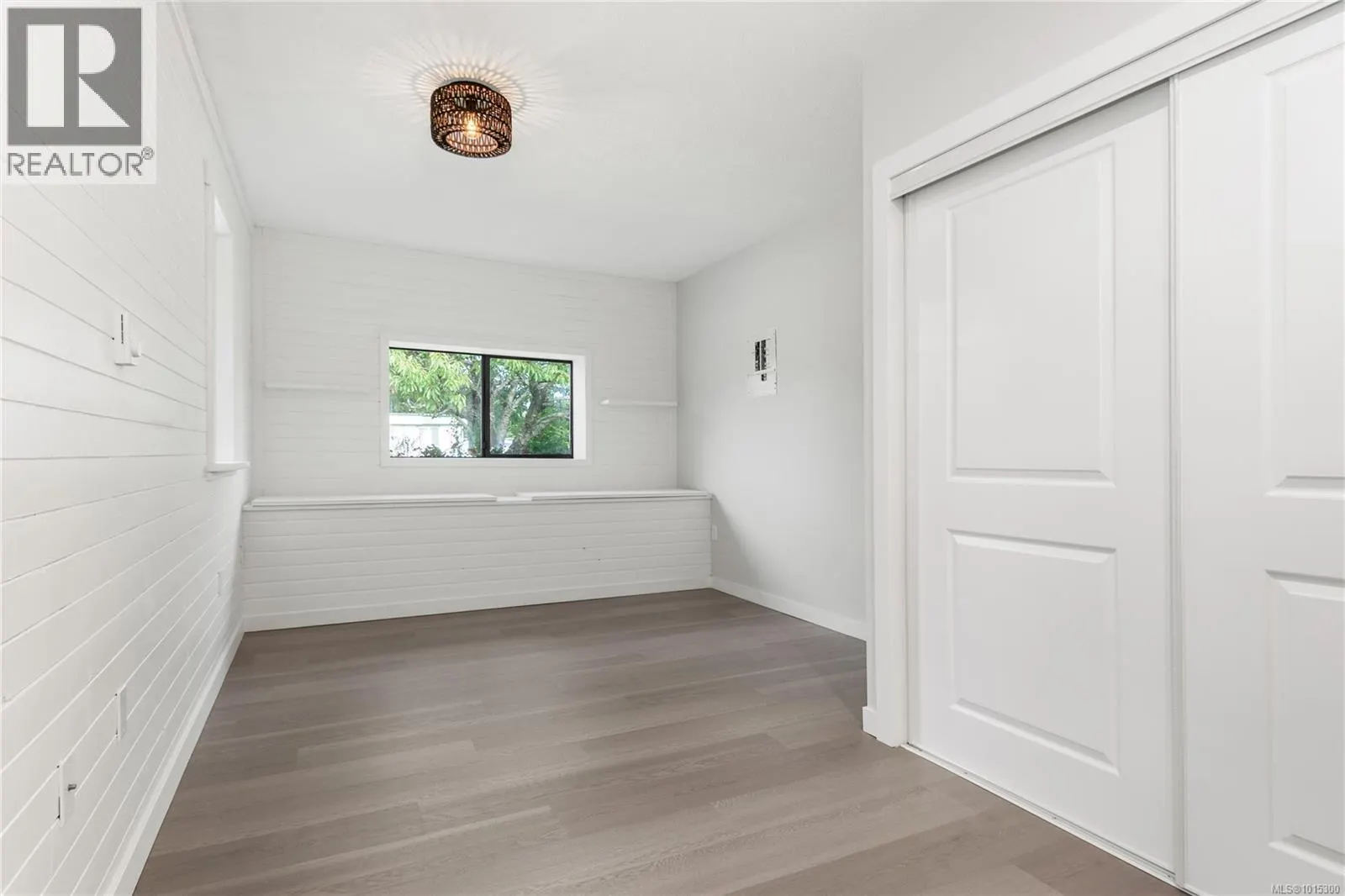 217 Larwood Rd
