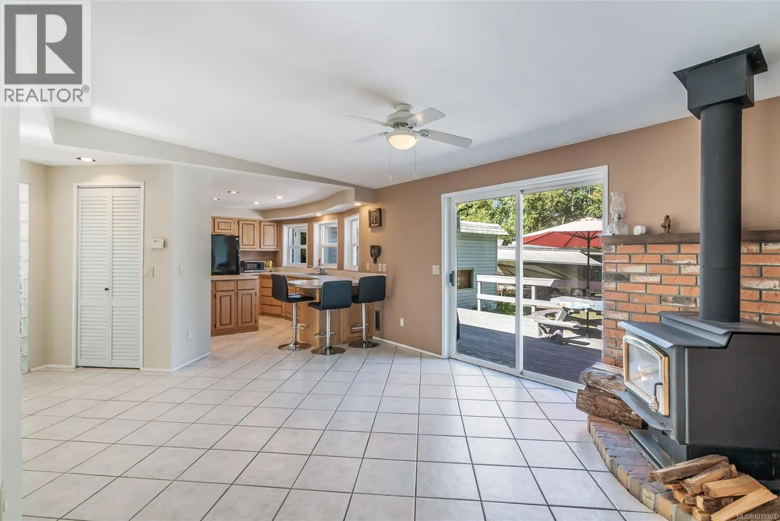1122 Popham Rd