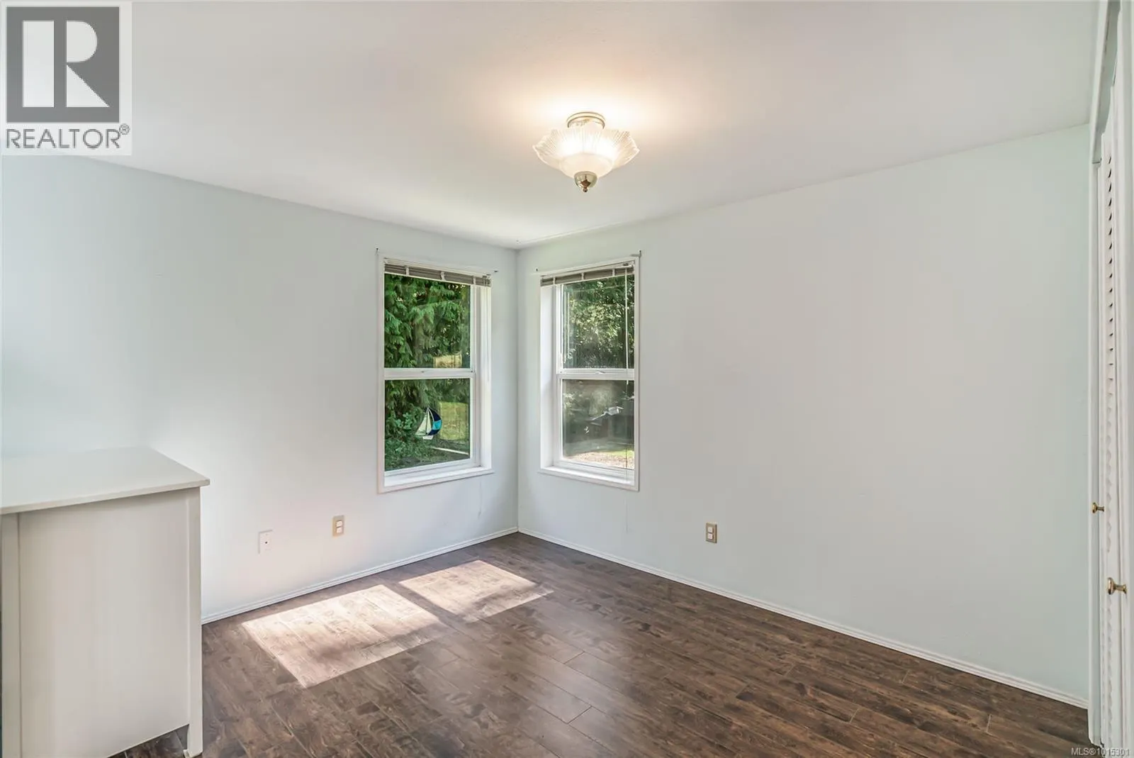 1122 Popham Rd