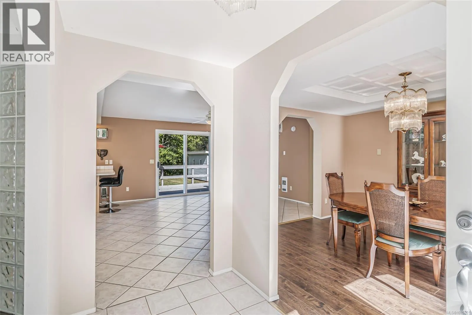 1122 Popham Rd