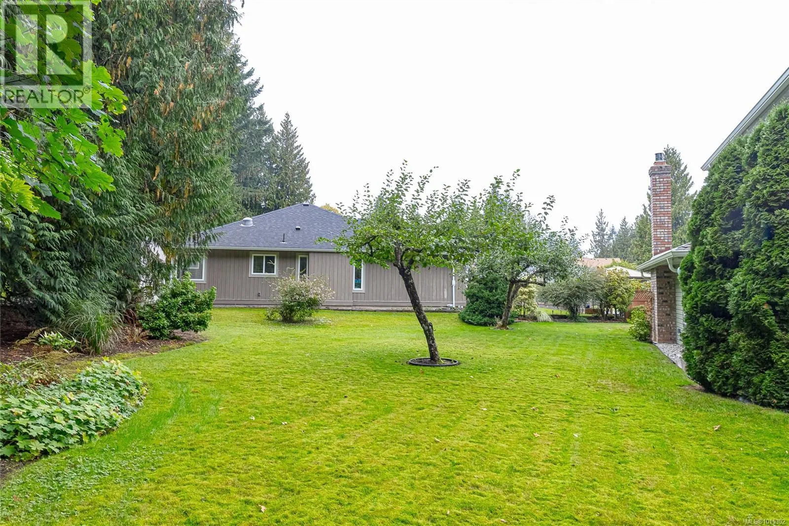1221 Midiron Close