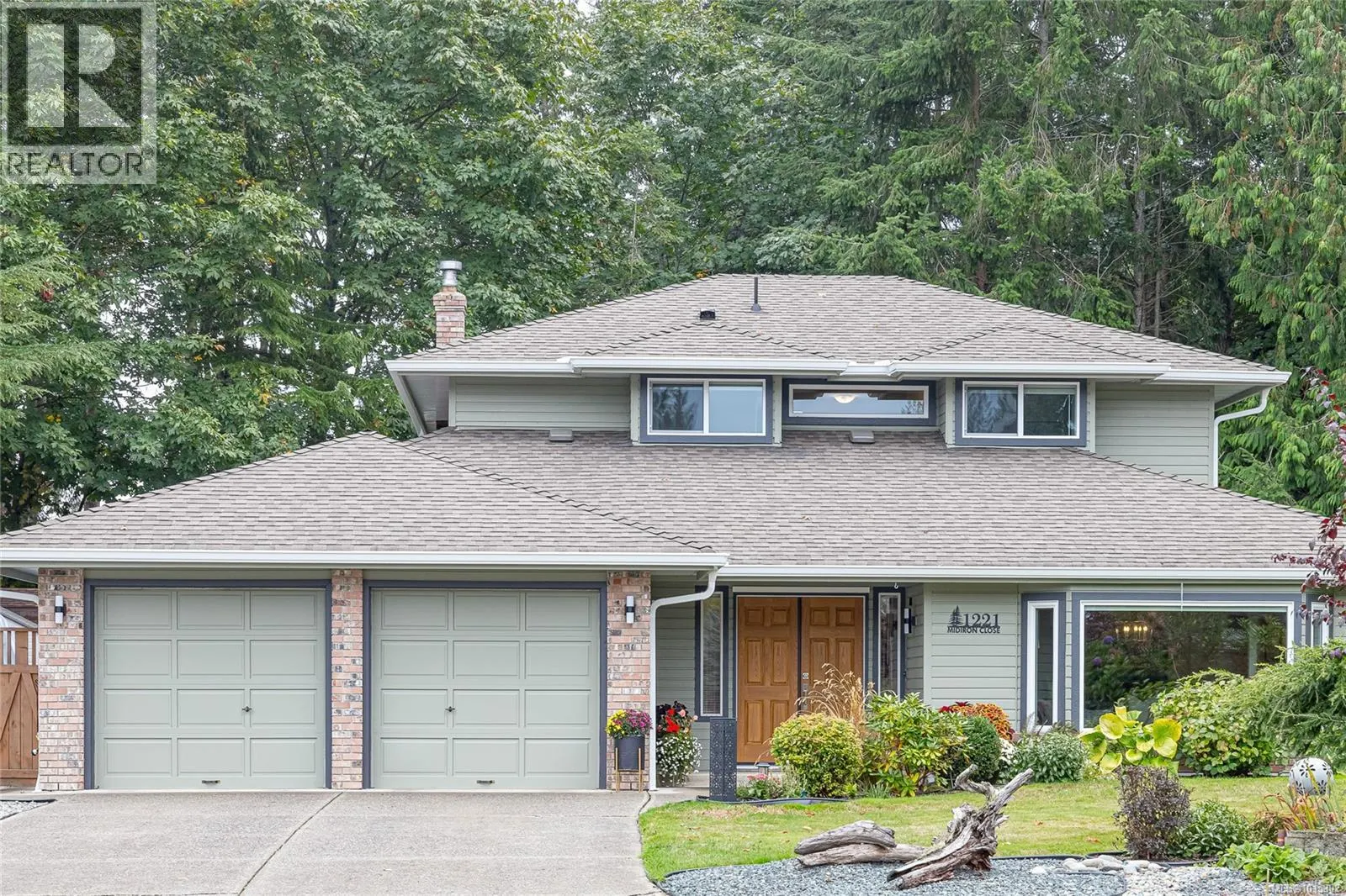 1221 Midiron Close