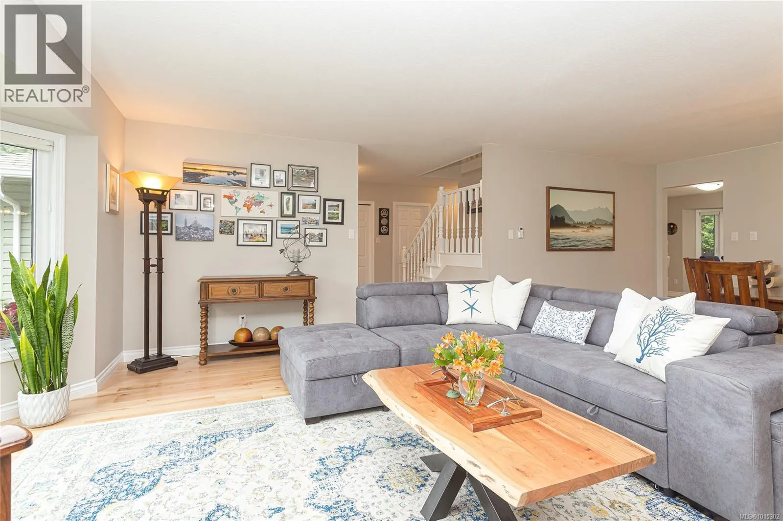 1221 Midiron Close