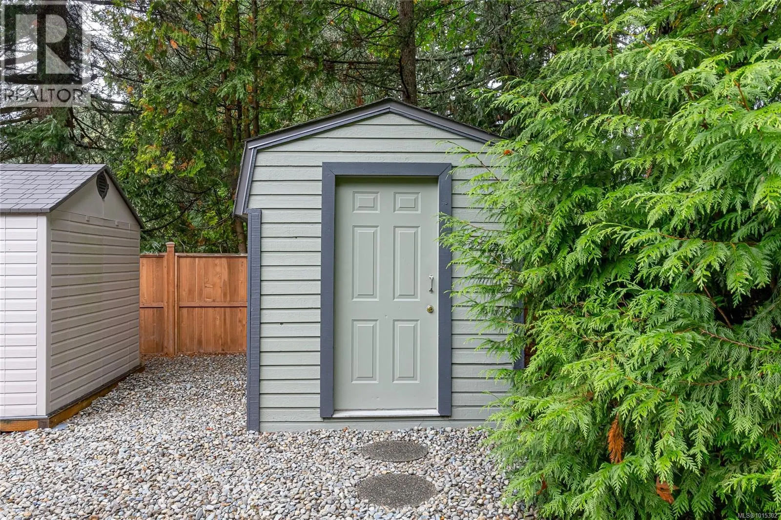1221 Midiron Close