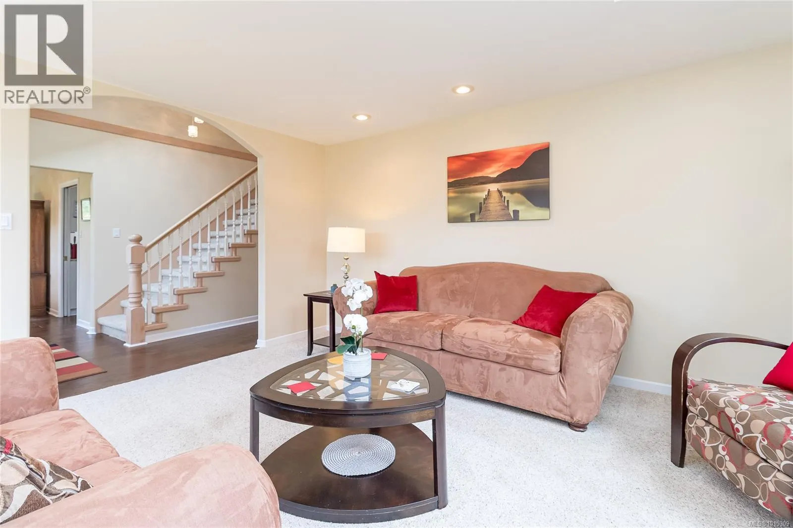 639 Eagle Tree Close
