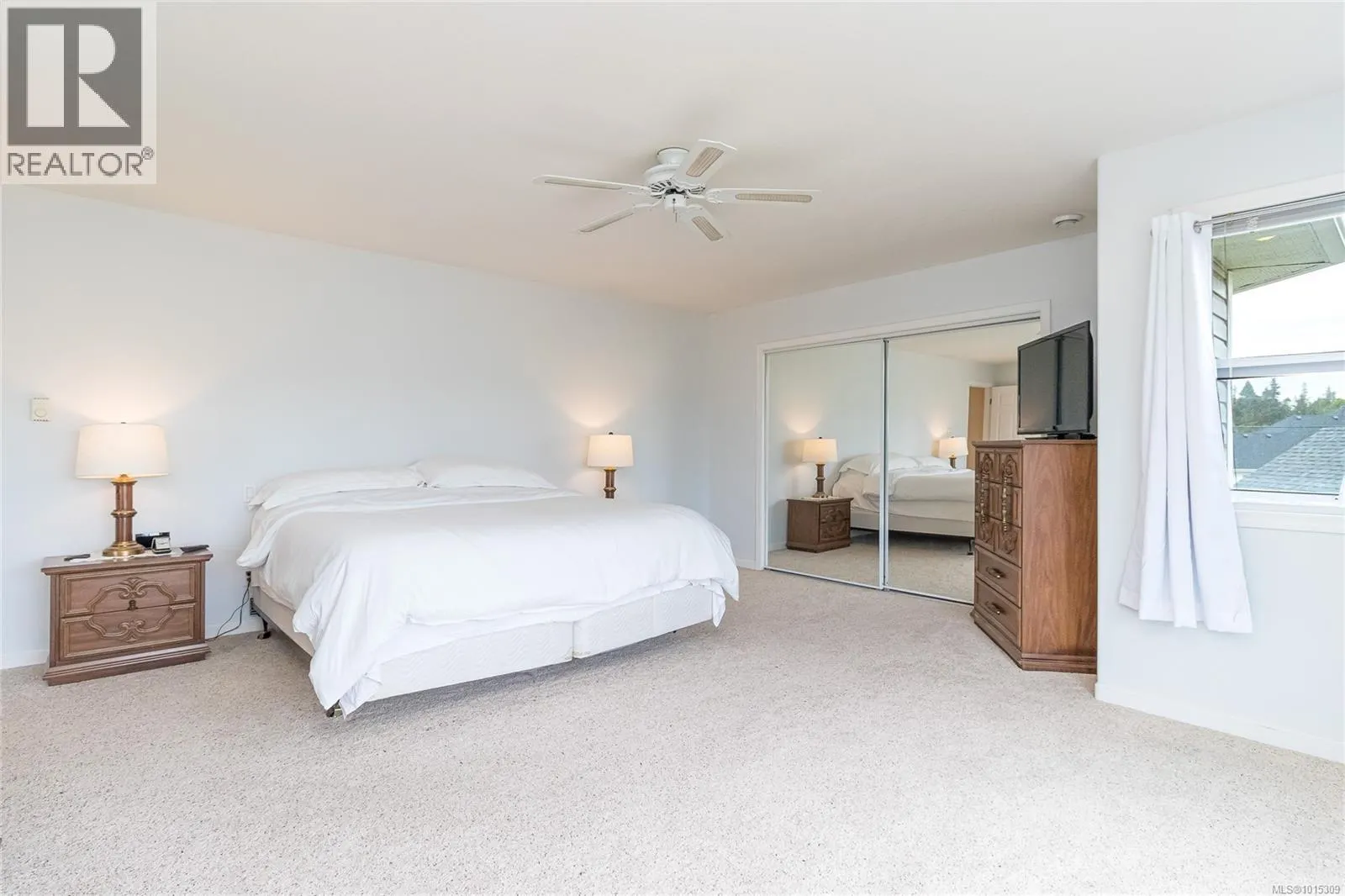 639 Eagle Tree Close