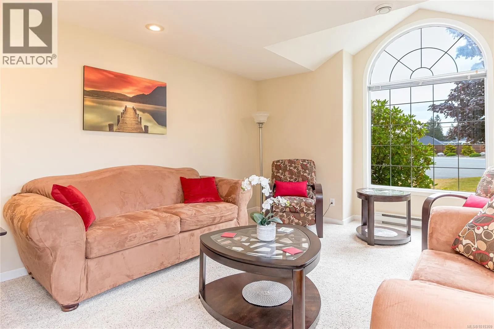 639 Eagle Tree Close
