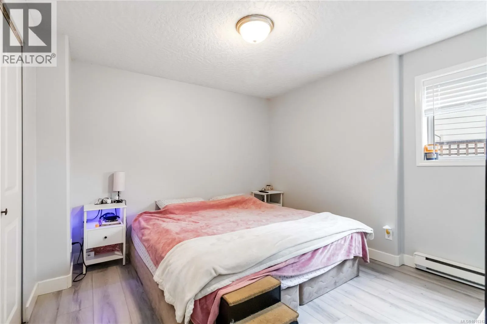 2270 Setchfield Ave