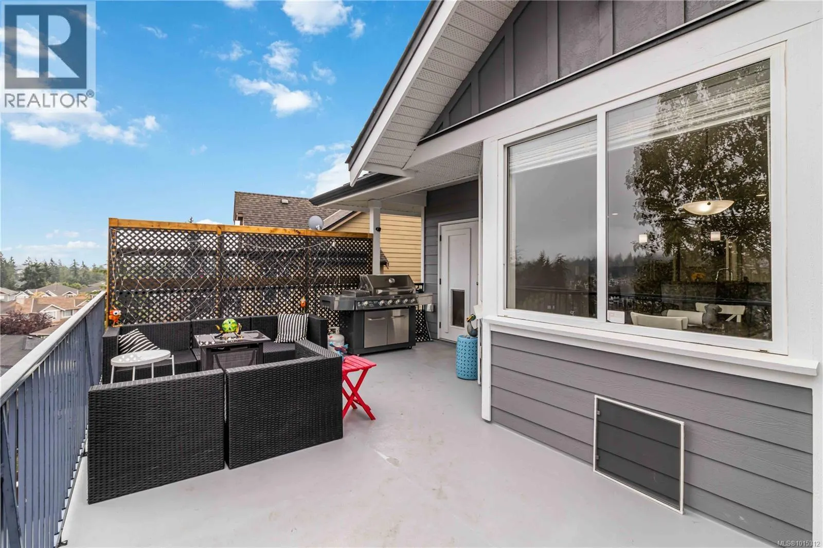 2270 Setchfield Ave