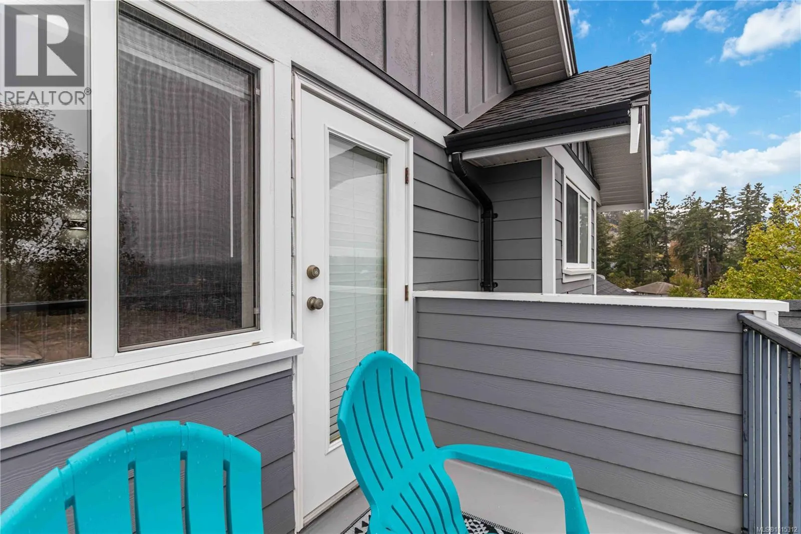 2270 Setchfield Ave