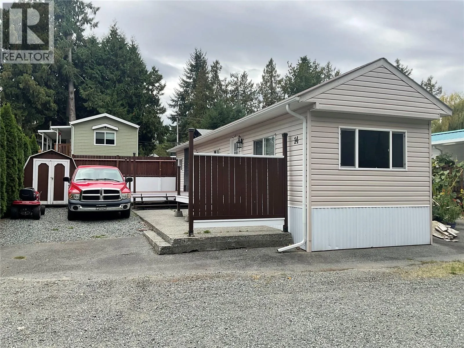 14 1074 Old Victoria Rd