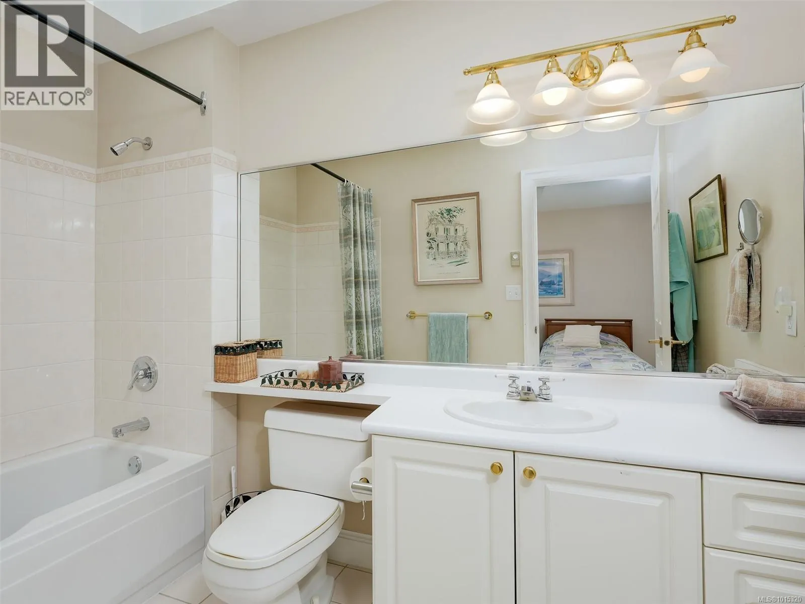 1 2573 Kilgary Pl