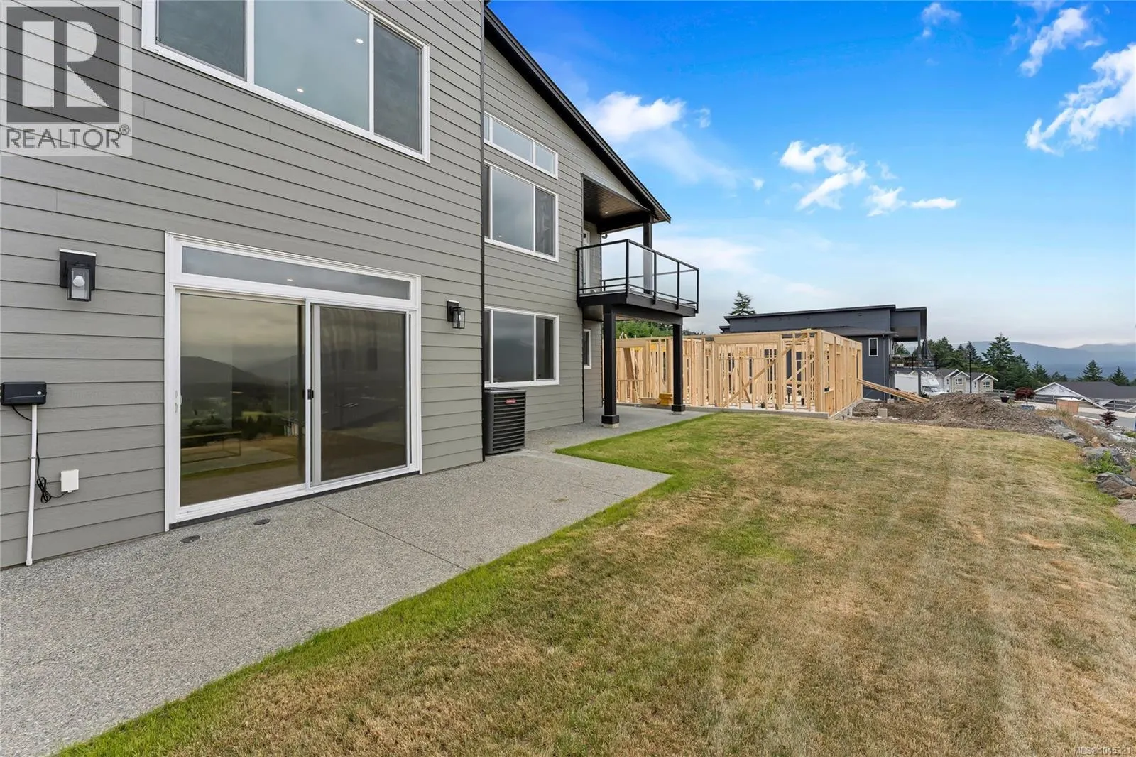 3211 Woodrush Dr
