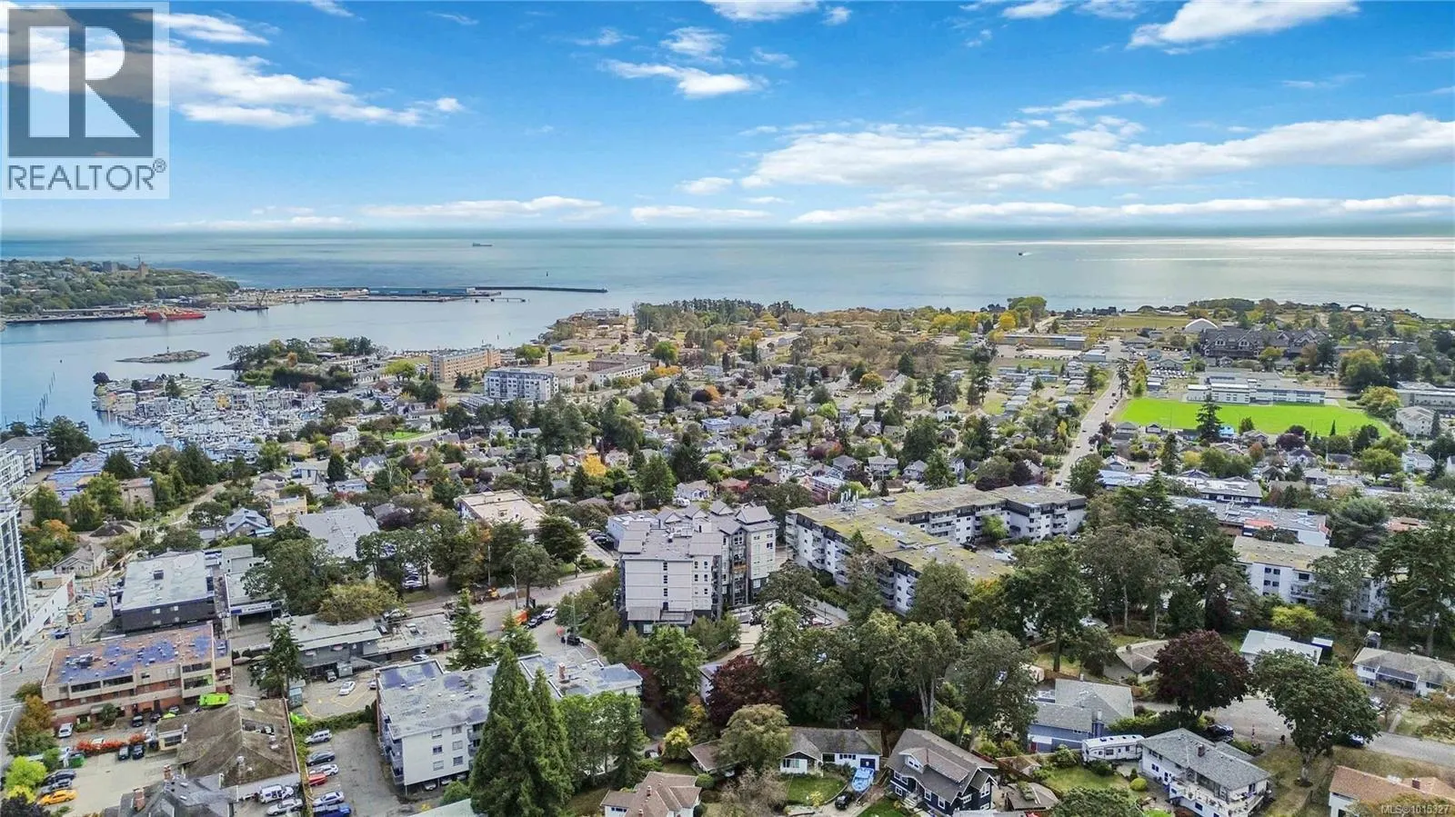 608 924 Esquimalt Rd