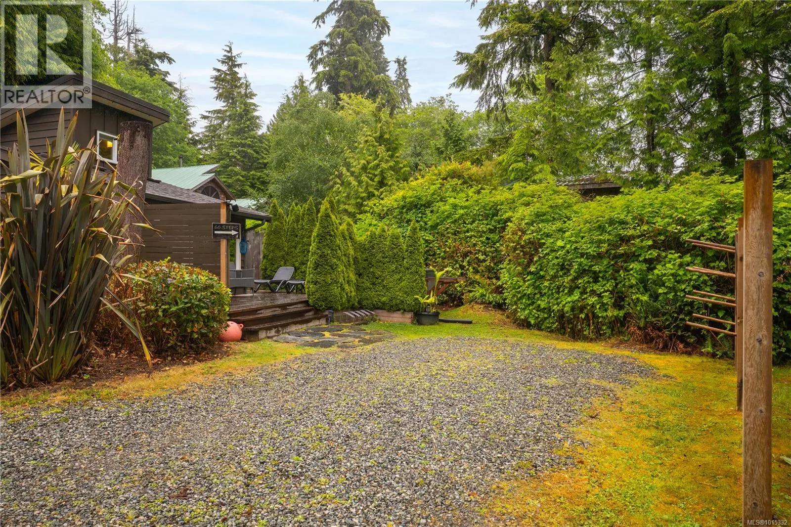 1364 Chesterman Beach Rd
