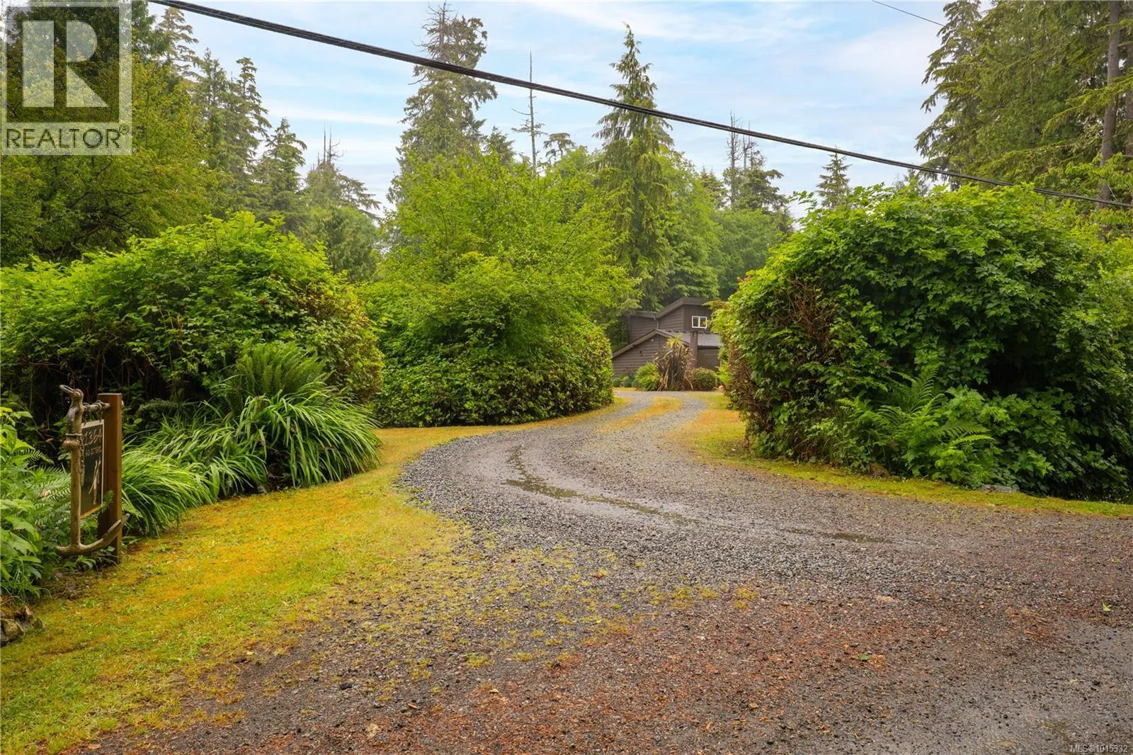 1364 Chesterman Beach Rd
