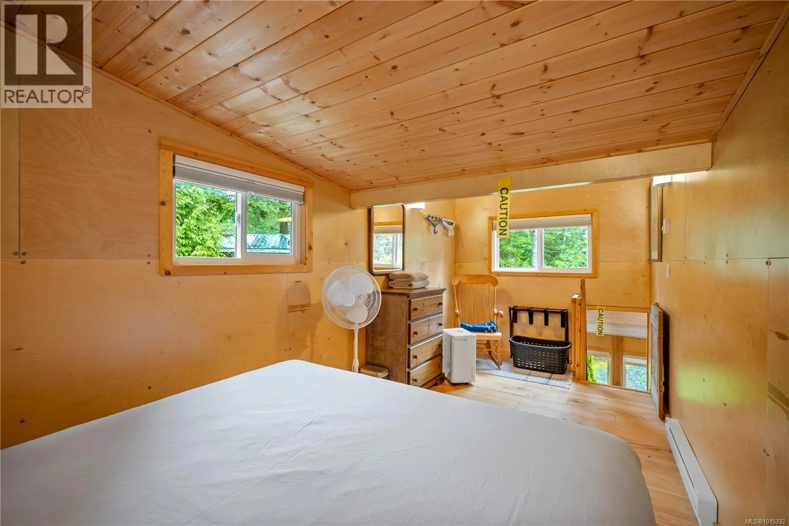 1364 Chesterman Beach Rd
