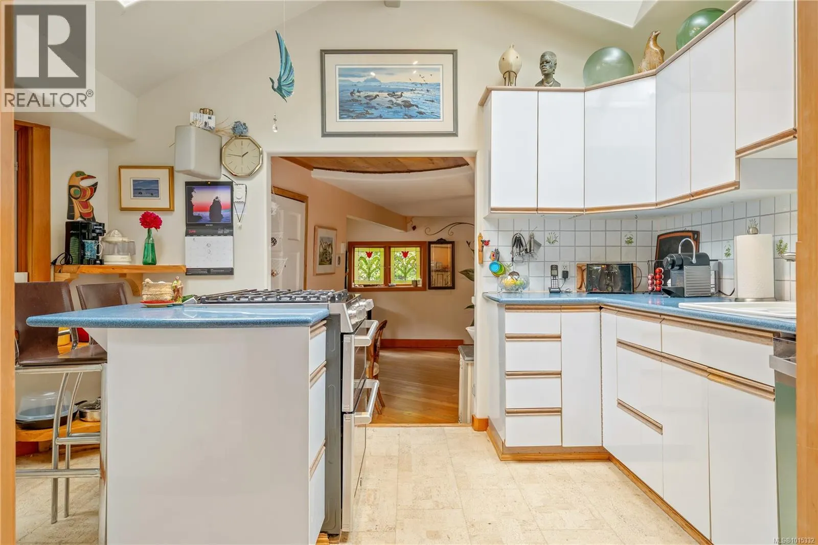 1364 Chesterman Beach Rd